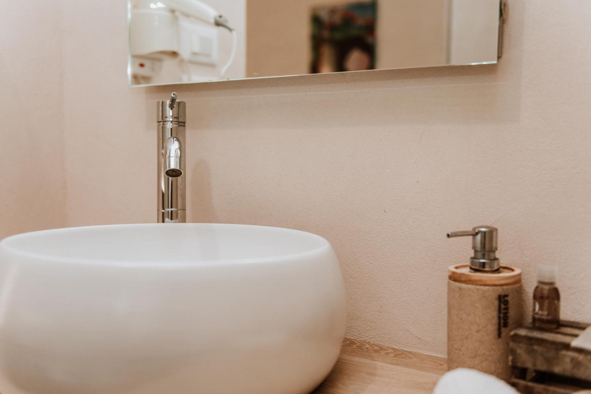Terrae Hydrunti Bed & Breakfast Lecce Exterior photo